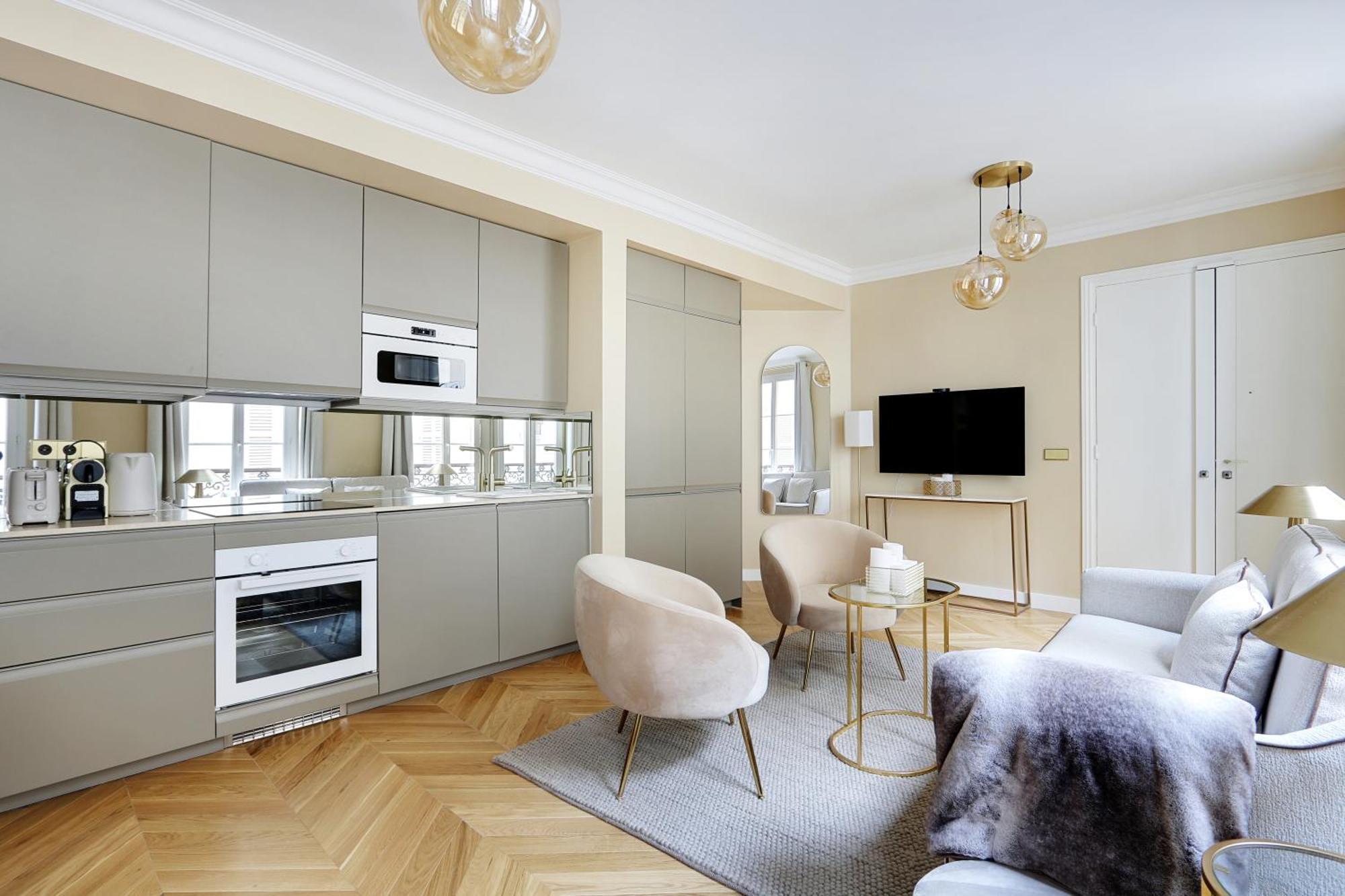 Pick A Flat'S Apartments In Opera Saint Lazarre - Rue De L'Isly Párizs Kültér fotó