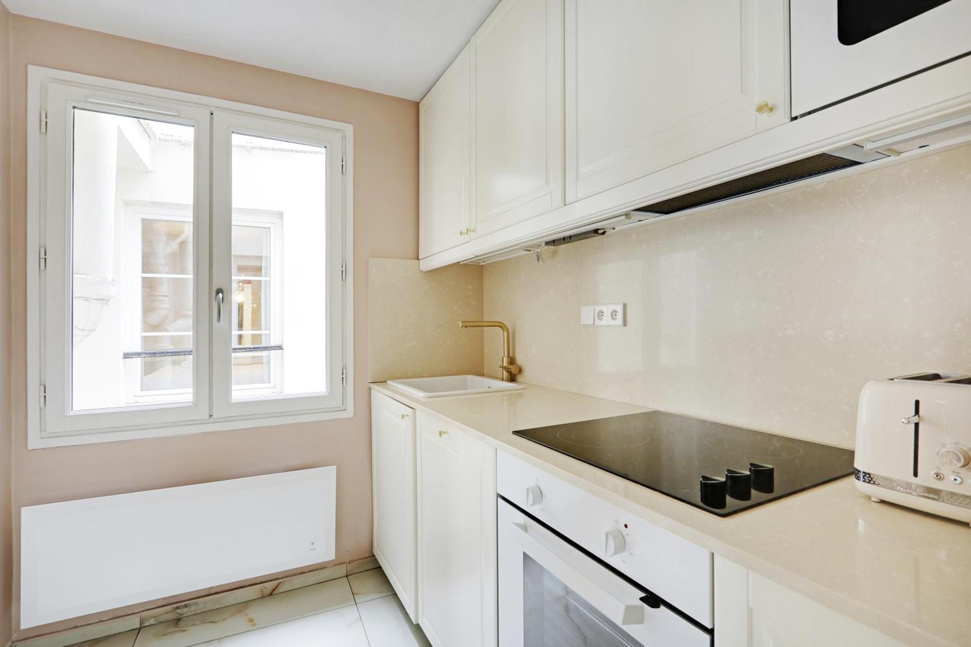 Pick A Flat'S Apartments In Opera Saint Lazarre - Rue De L'Isly Párizs Kültér fotó